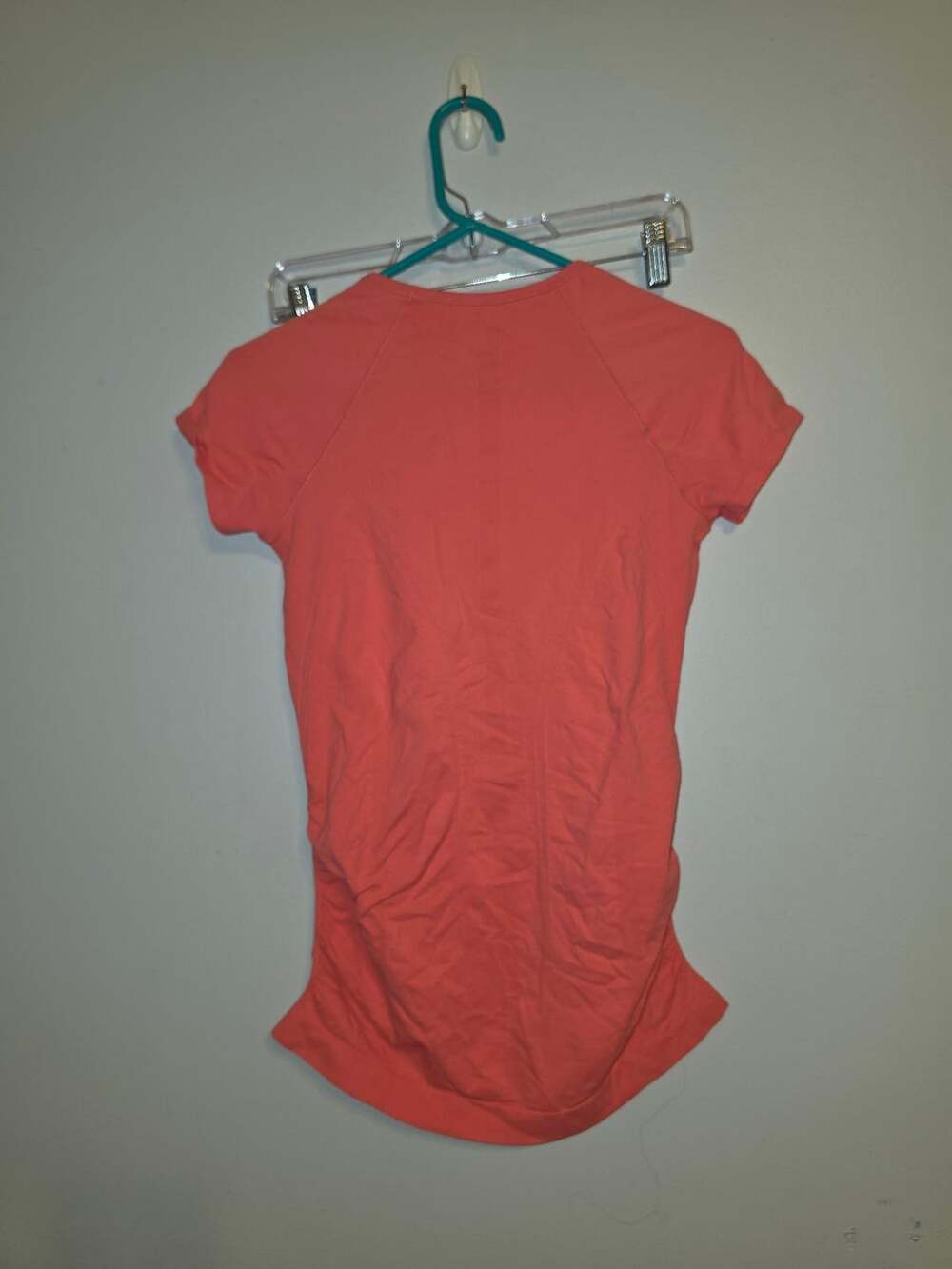 Athleta Athletic Short Sleeve Shirt Size S Coral Pink